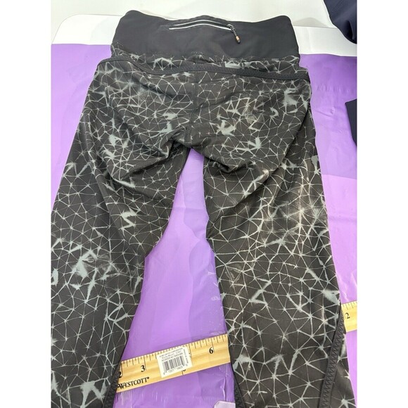 Lululemon size 4 Pedal Pace Crop Star Crushed Coal Black / Black Luxtreme - Picture 4 of 4